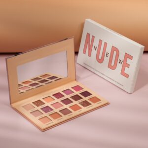 18-color Desert Rose Matte Pearlescent Eyeshadow: Unleash your creativity with our 18-color Desert Rose Eyeshadow Palette.
