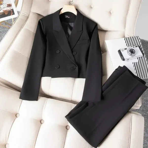 Elegant Women's Long Sleeved Professional Suit - Image 6